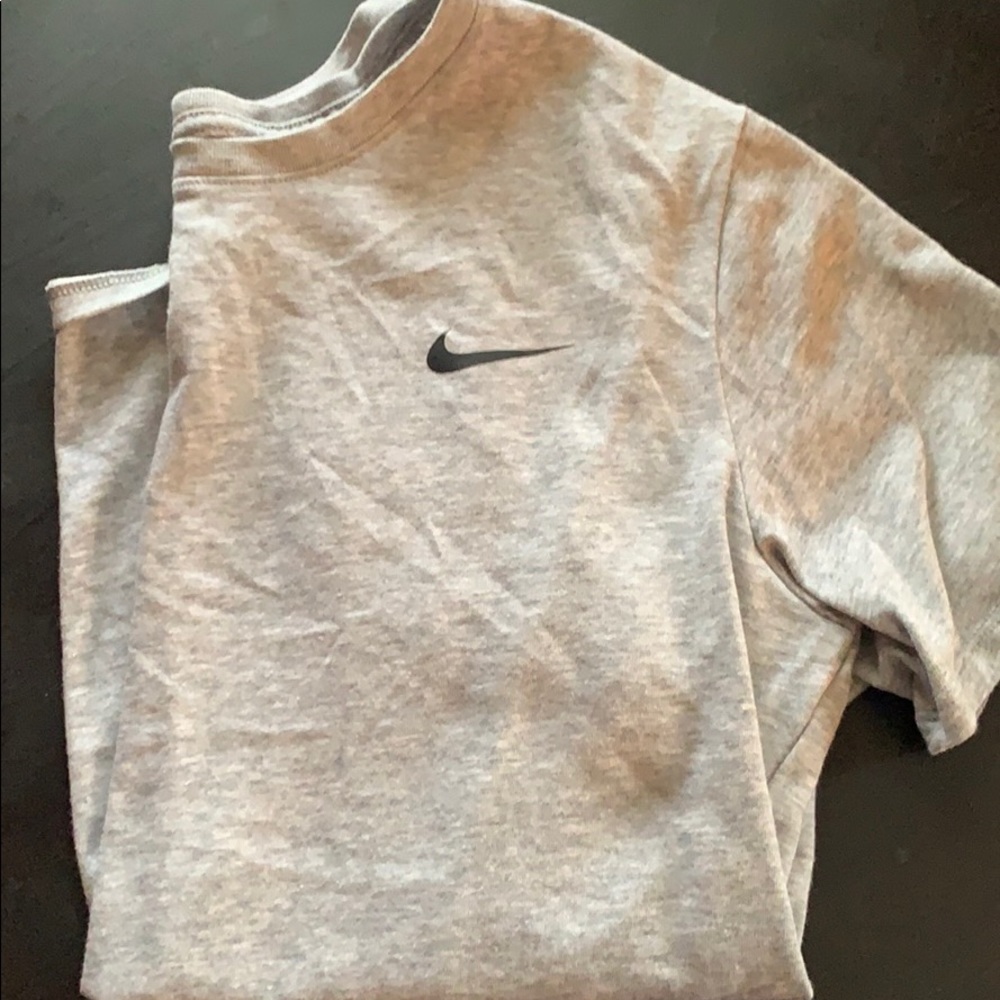 Boys Nike T-shirt